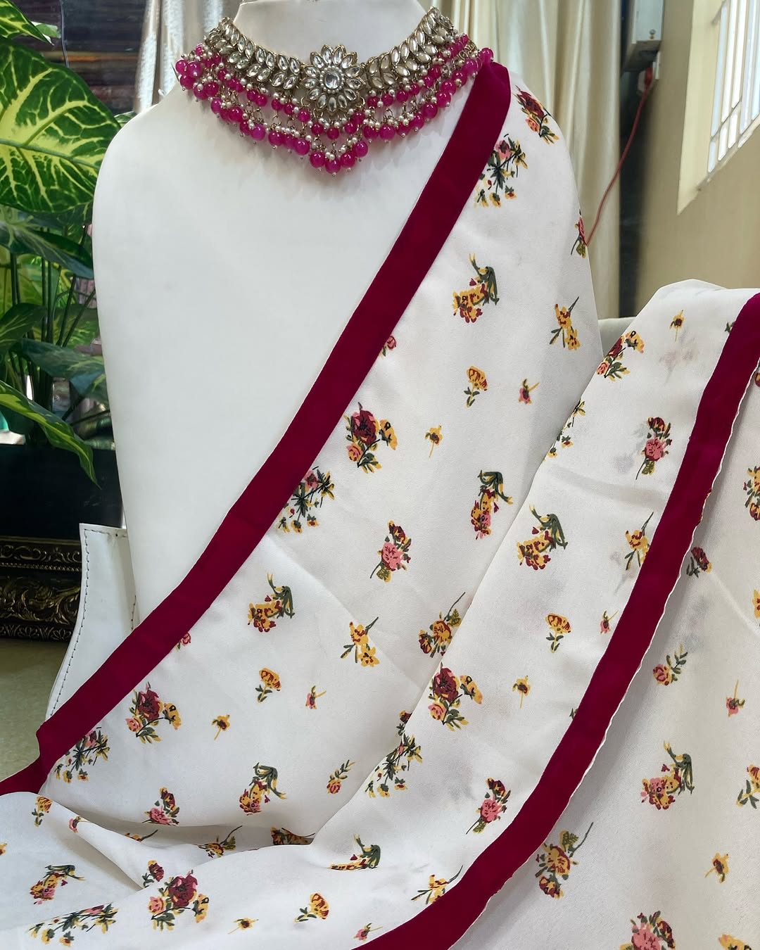 WHITE FLORAL GEORGETTE SAREE