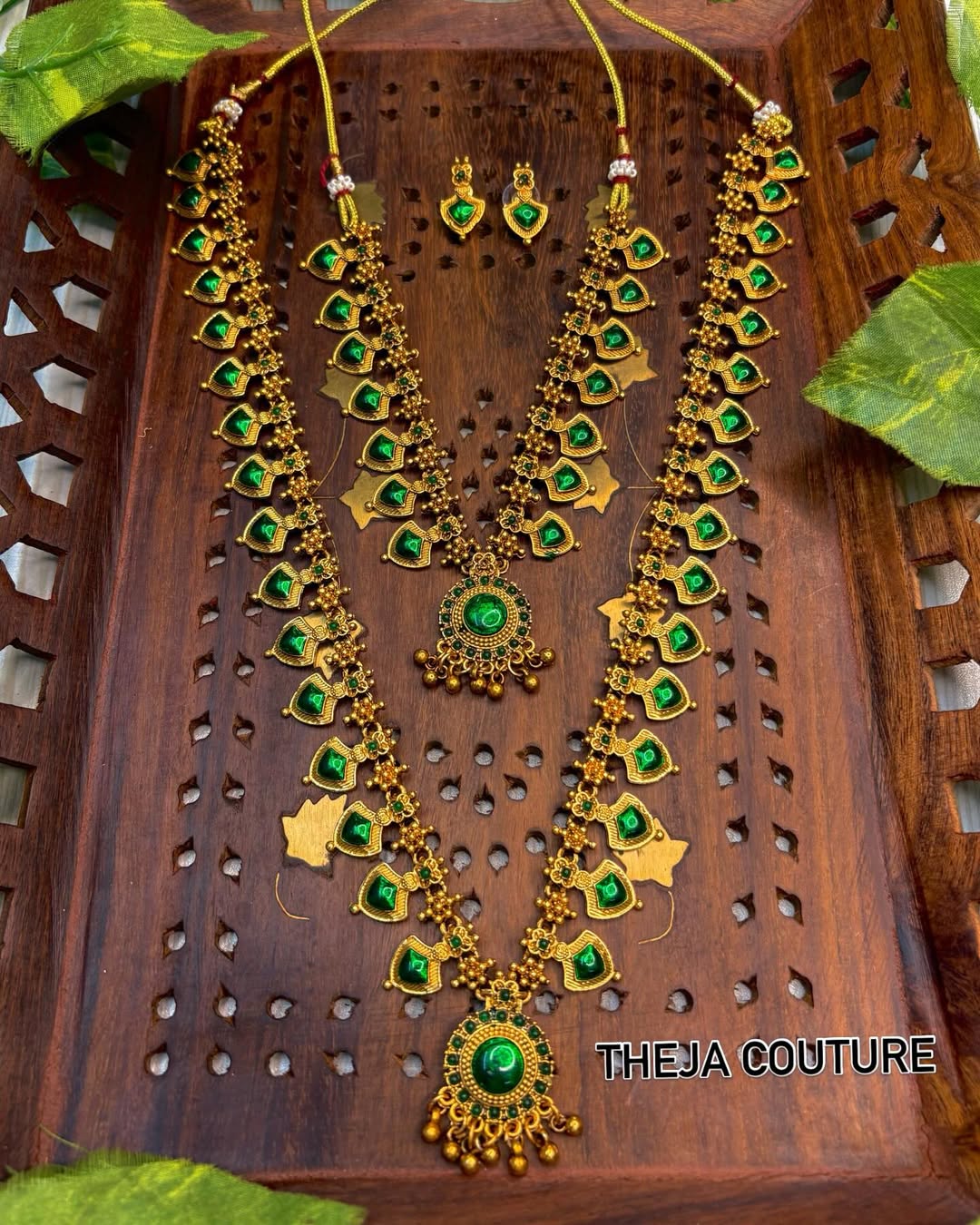 Green embreld kerala style necklace set
