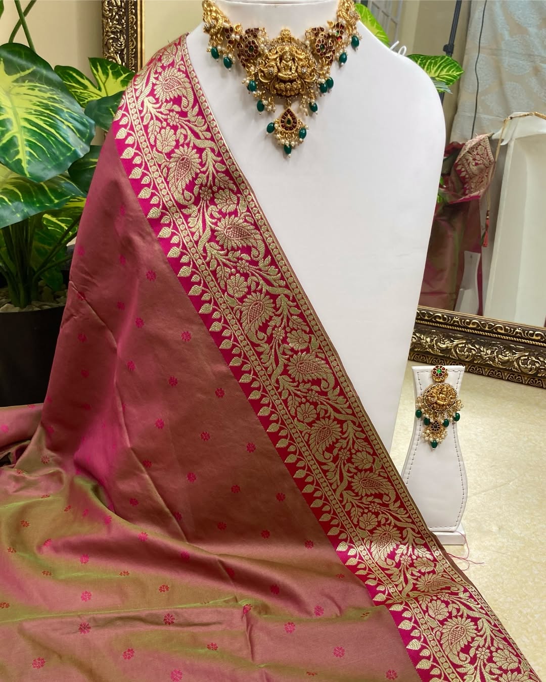 PEAR GREEN ART SILK SAREE WITH CONTRAST PINK BORDER