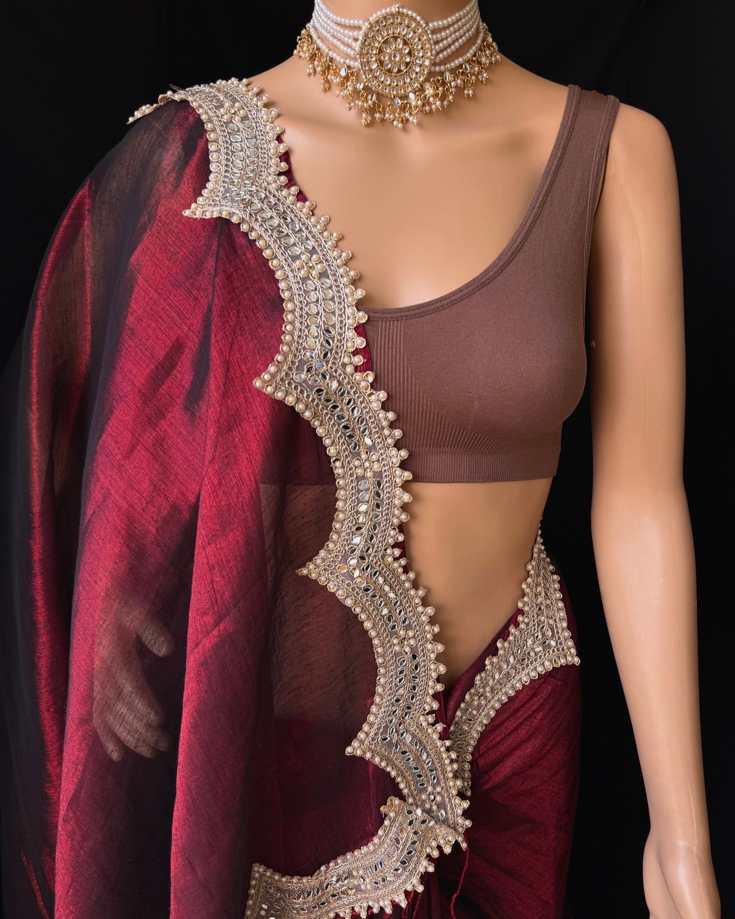 REDDISH MAROON TISSUE SREE