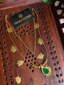 short peacock chain comes with green pendant