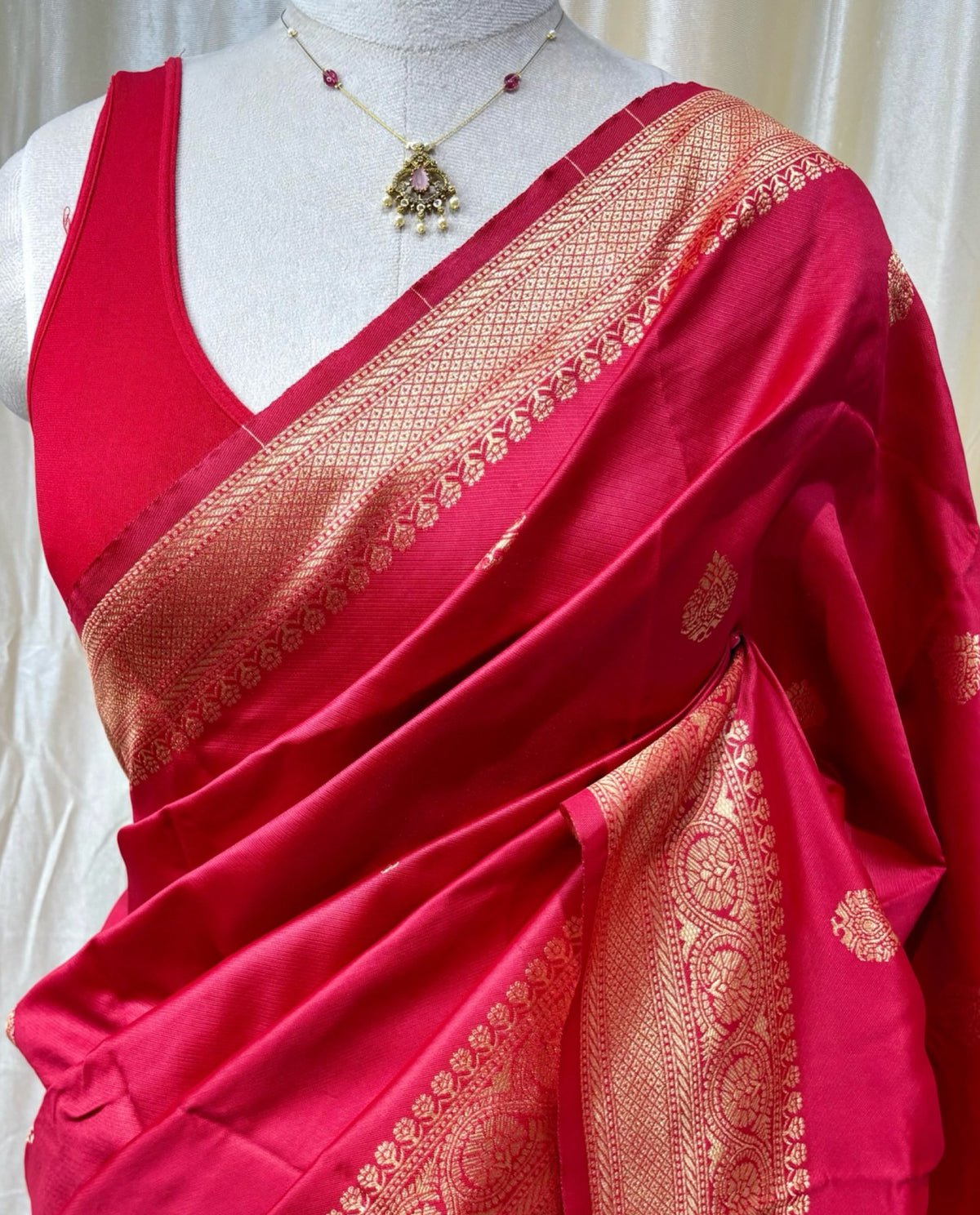 Chilli red art silk saree.