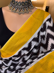 WHITE COTTON PRINTED SAREE WITH BLACK ZIGZAG