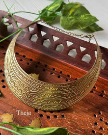 GOLDEN TRIBBAL CHOKER NECK PIECE