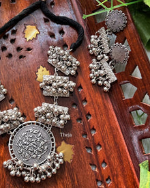 OXIDISED SHORT GUNGARU NECK PIECE