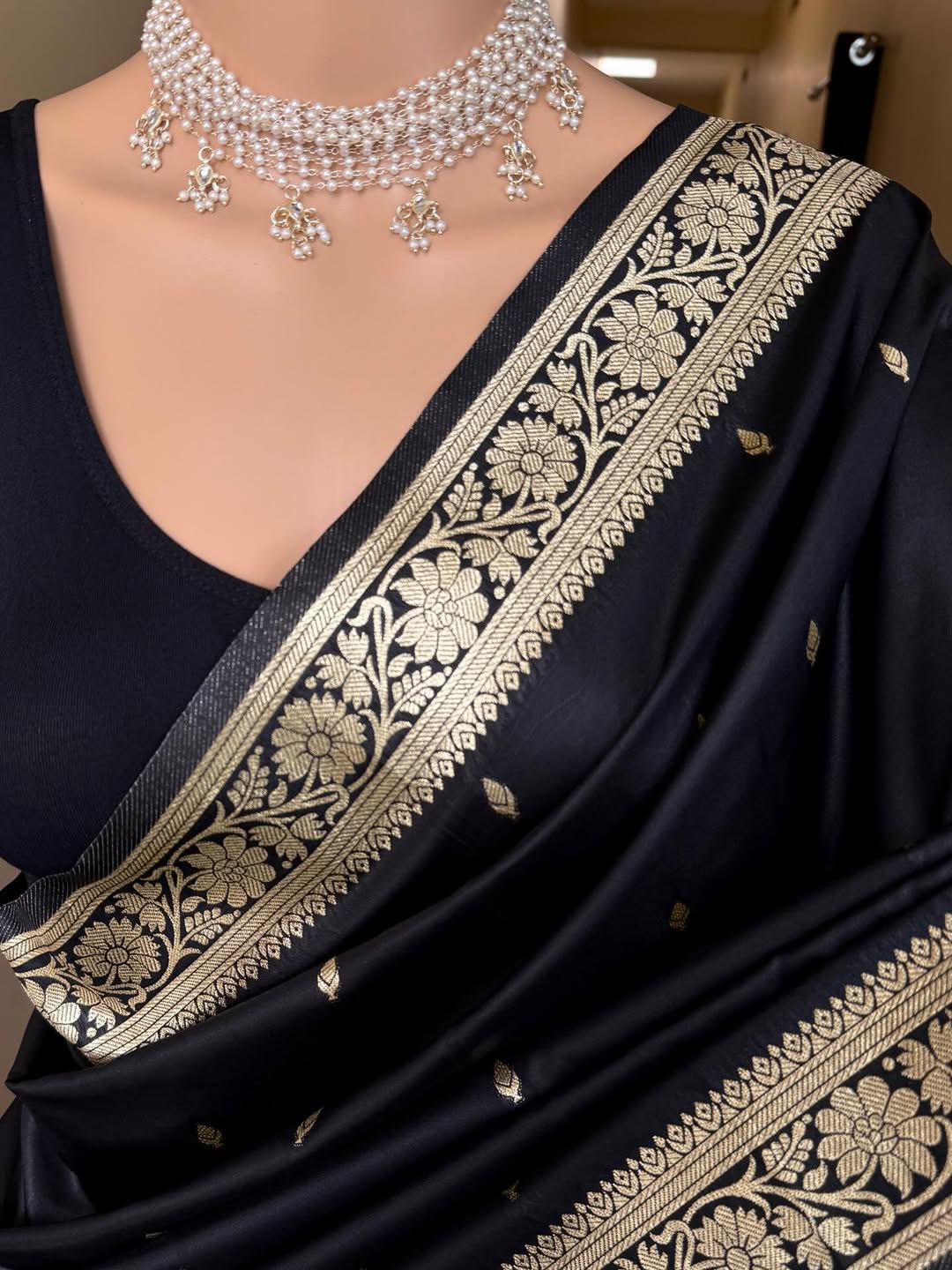 BLACK SOFT SILK SAREE WITH GOLDEN ZARI WEAVE BORDER