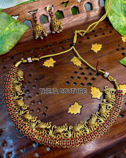 Elephant short antique neck piece