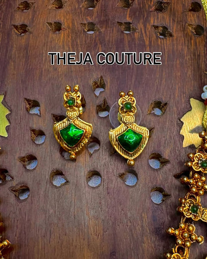 Green embreld kerala style necklace set