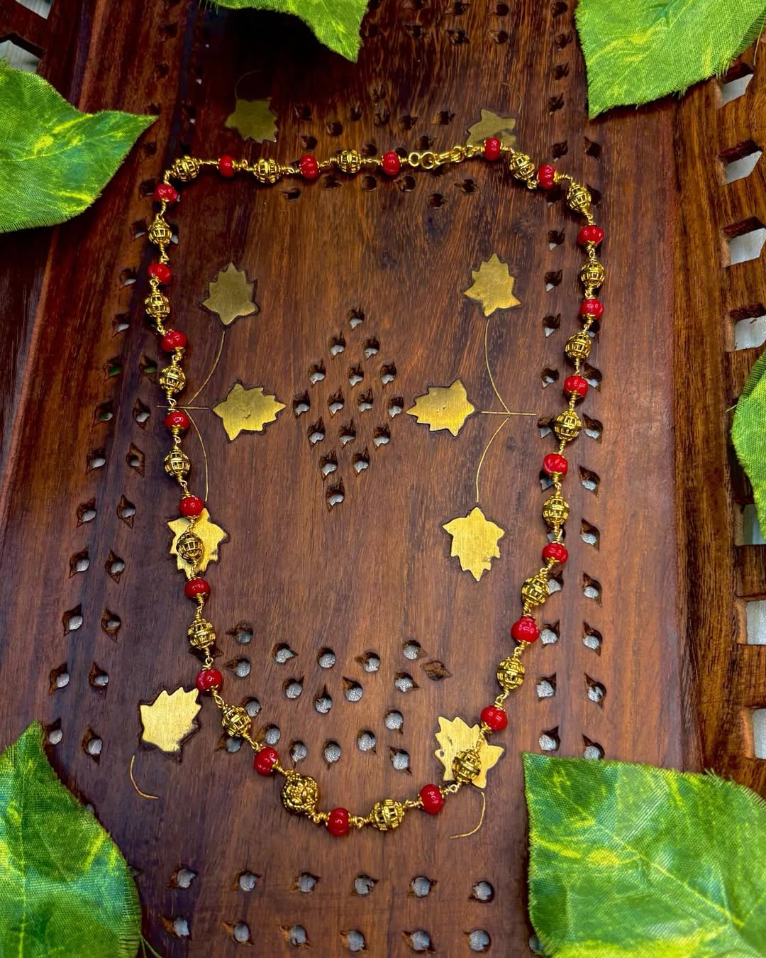 Red beads long chain