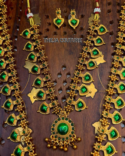 Green embreld kerala style necklace set