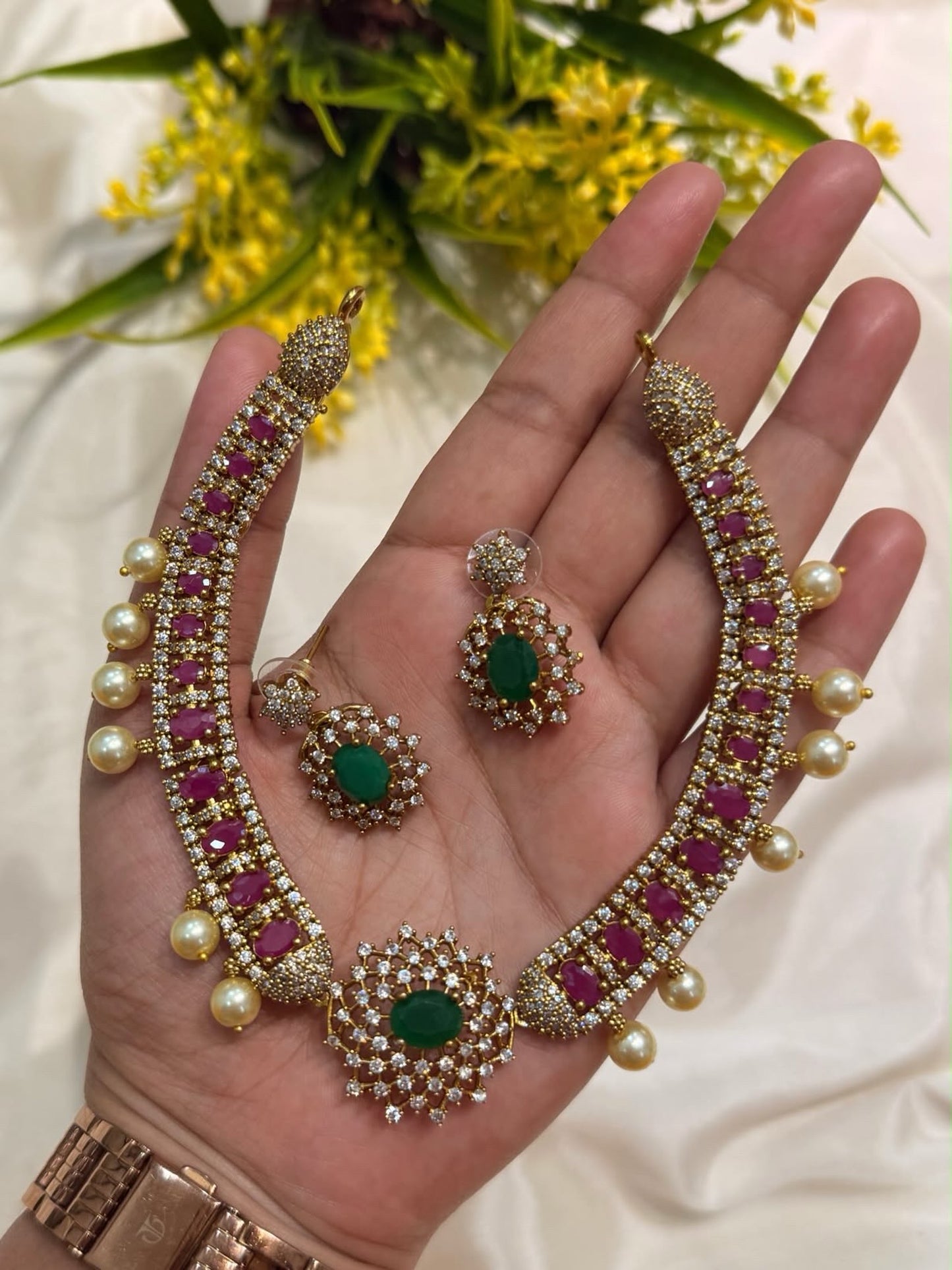 Fancy pinkgreen necklace