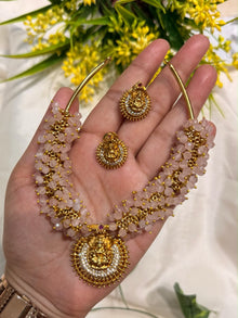 Peach crystal short necklace
