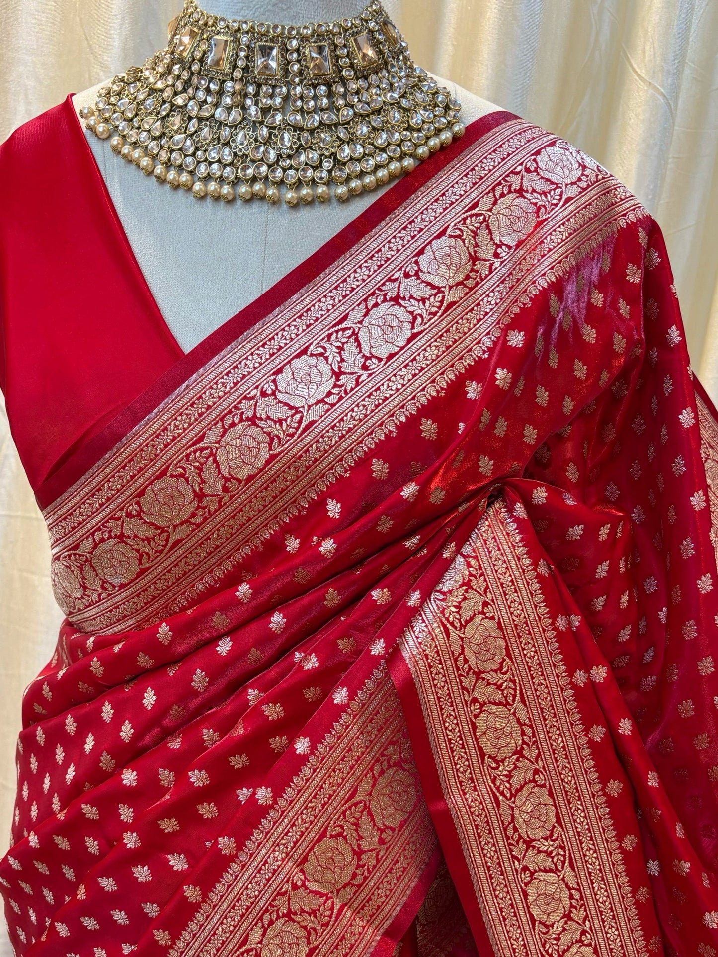 CHILLI RED BANARASI SILK SAREE.
