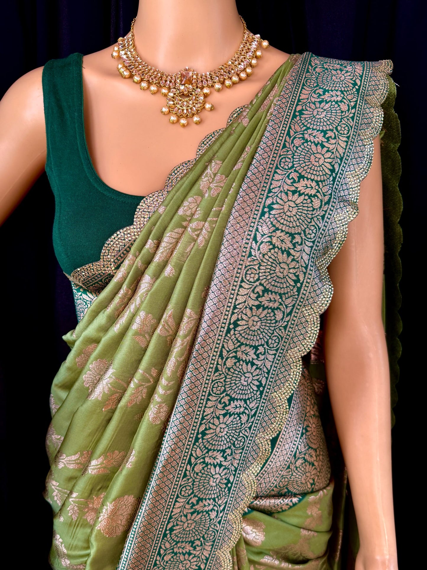 Mehendi green semi art silk saree.