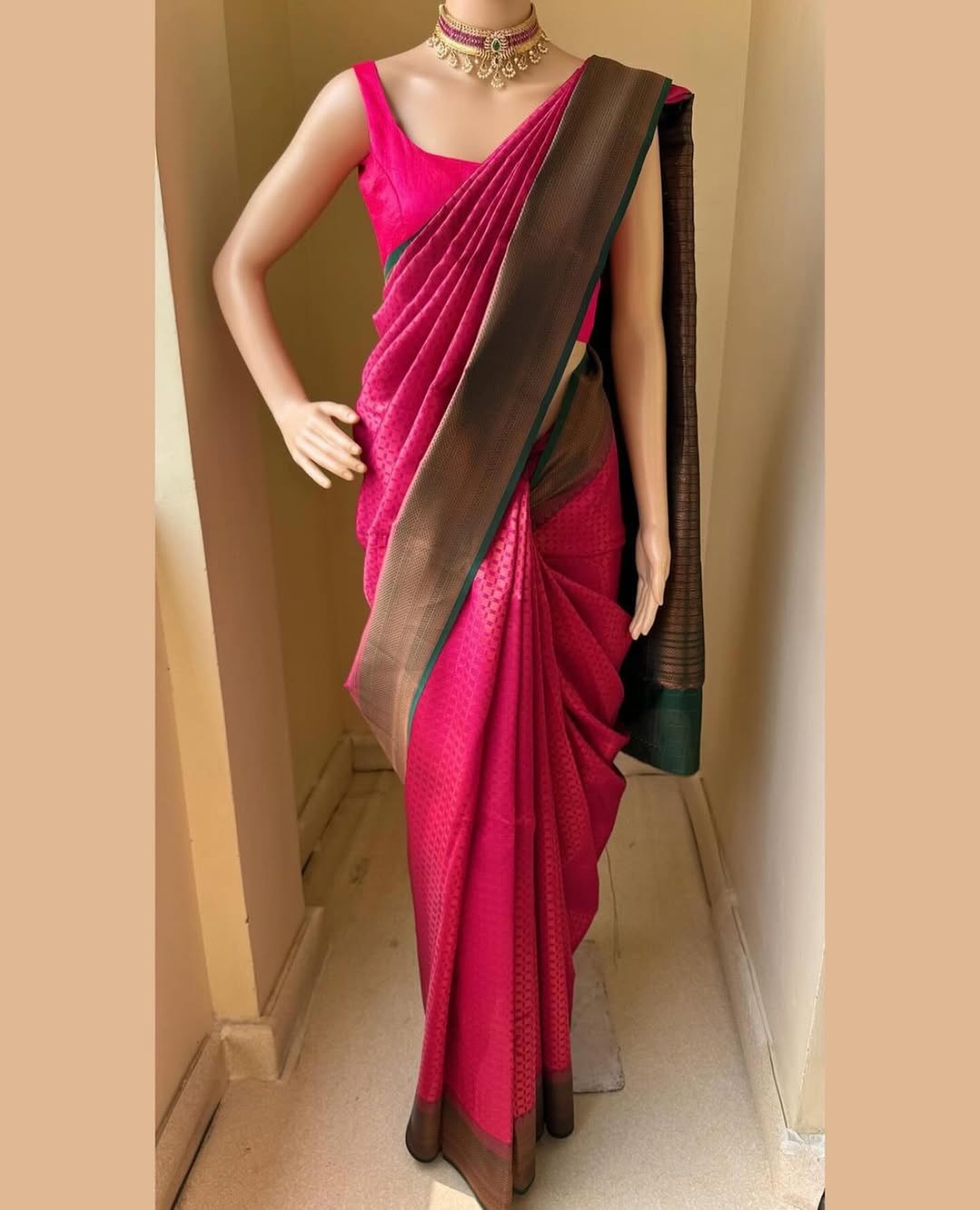 RANI PINK ART SILK SAREE WITH BOTTLE GREEN BORDER