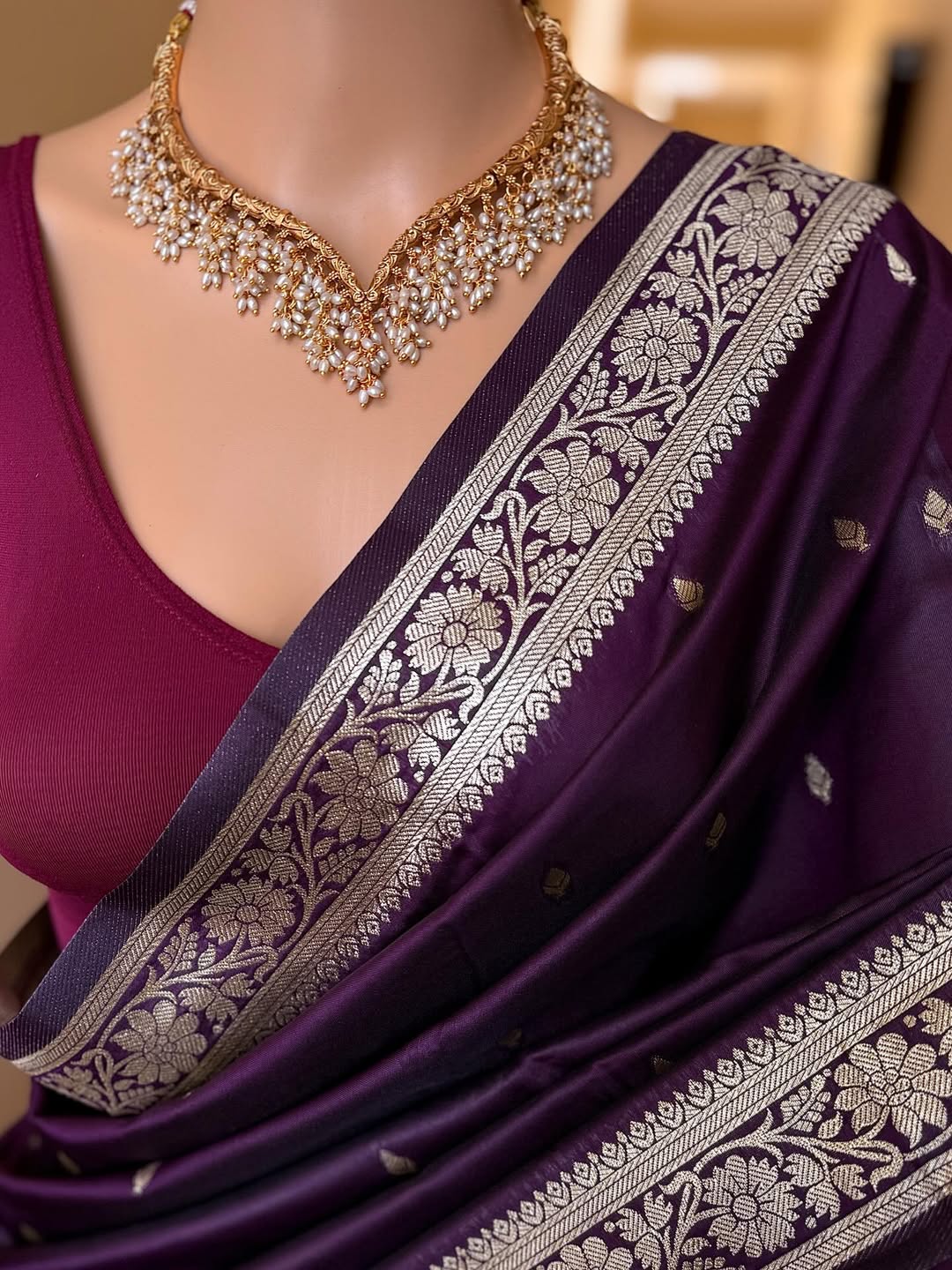 DARK WINE BANARASI ART SILK SAREE WITH GOLDEN SILVER ZARI WEAVE BORDER