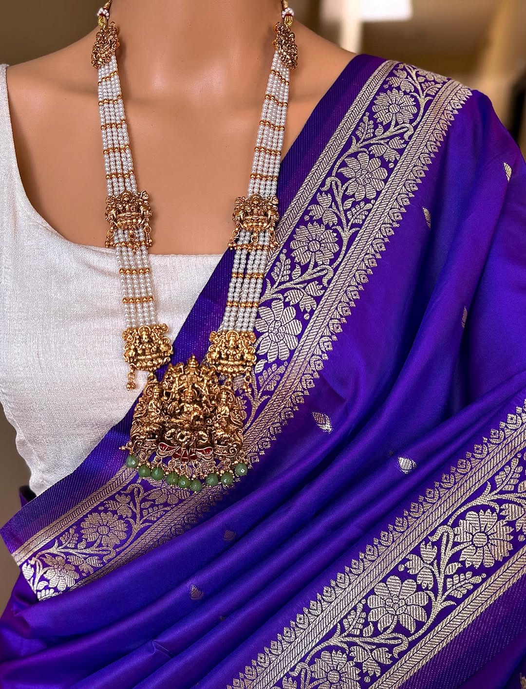 VIOLET SOFT SEMI BANARASI SMALL BORDER ART SILK SAREE