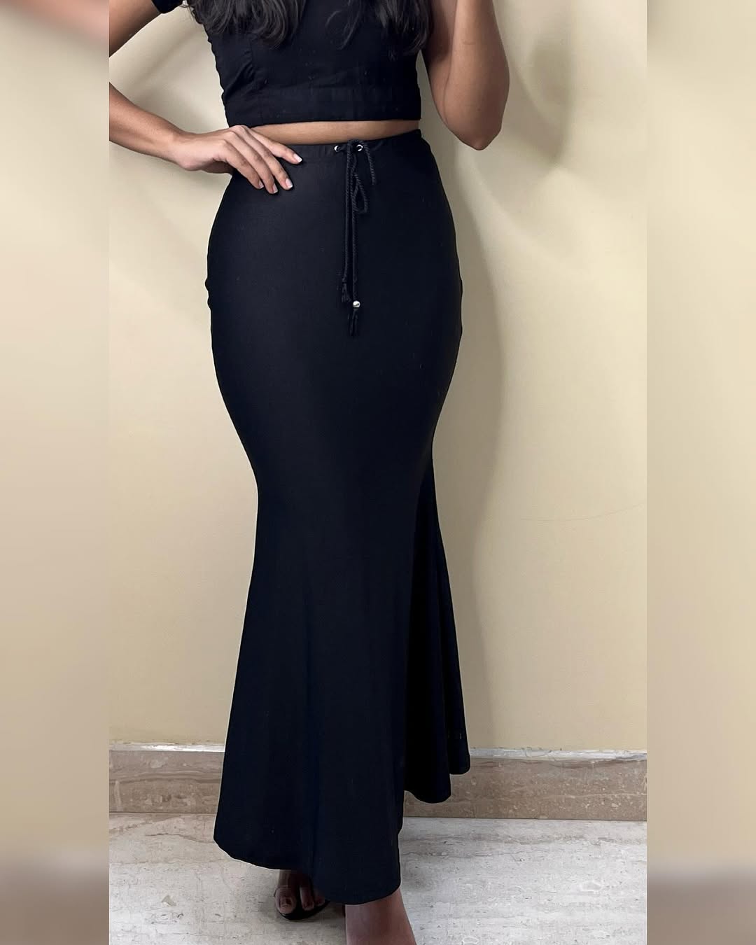 JET BLACK COLOR SHIMMER SAREE SHAPEWEAR (MAXI)