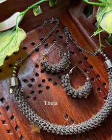 SPIRAL OXIDISED NECK PIECE