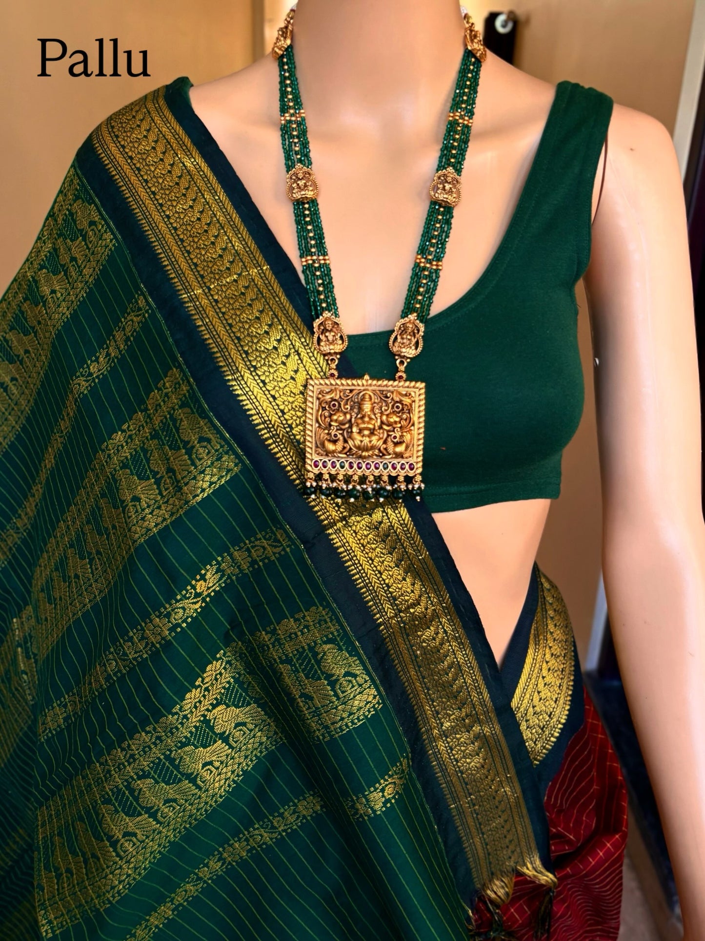 REDDISH MARRON CHECKS COTTON SILK SAREE COMES WITH GREEN BORDER
