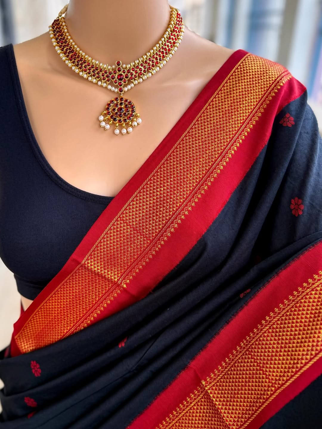 BLACK FULL BUTTA COTTON SILK SAREE COMES WITH RED BORDER