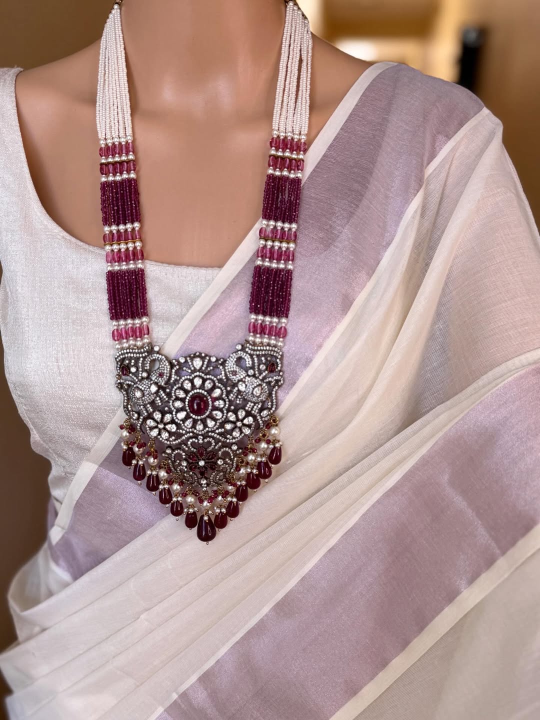 WHITE COTTON SAREE COMES WITH LAVENDER ZARI WEAVE BORDER
