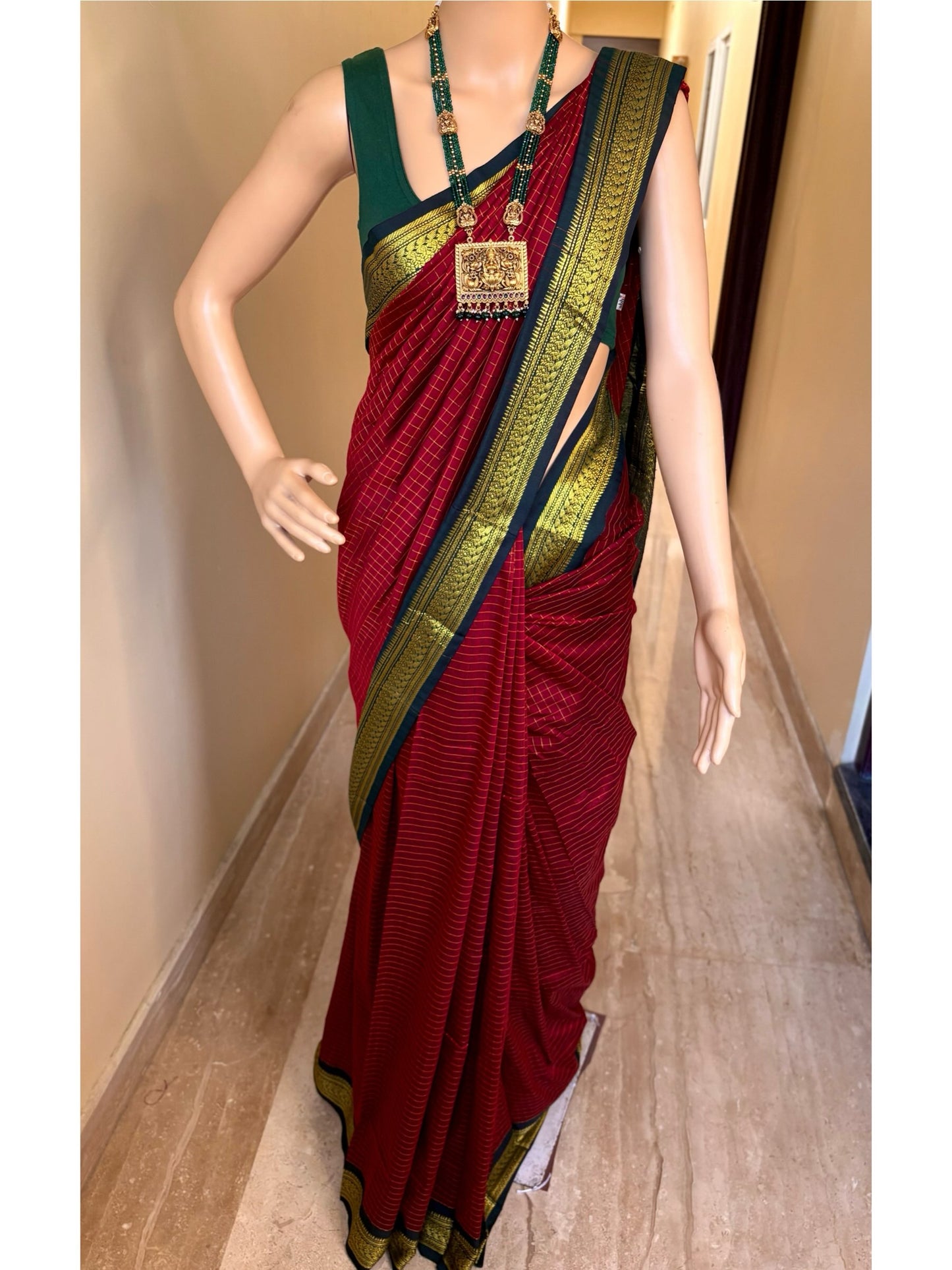 REDDISH MARRON CHECKS COTTON SILK SAREE COMES WITH GREEN BORDER