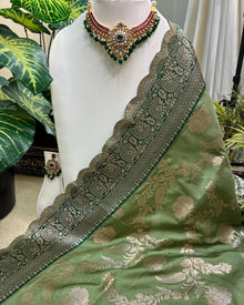 PISTA GREEN ART SILK SAREE WITH GOLDEN FLORAL ZARI BORDER