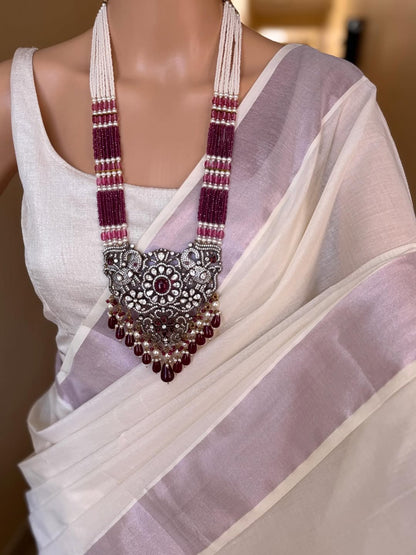 WHITE COTTON SAREE COMES WITH LAVENDER ZARI WEAVE BORDER