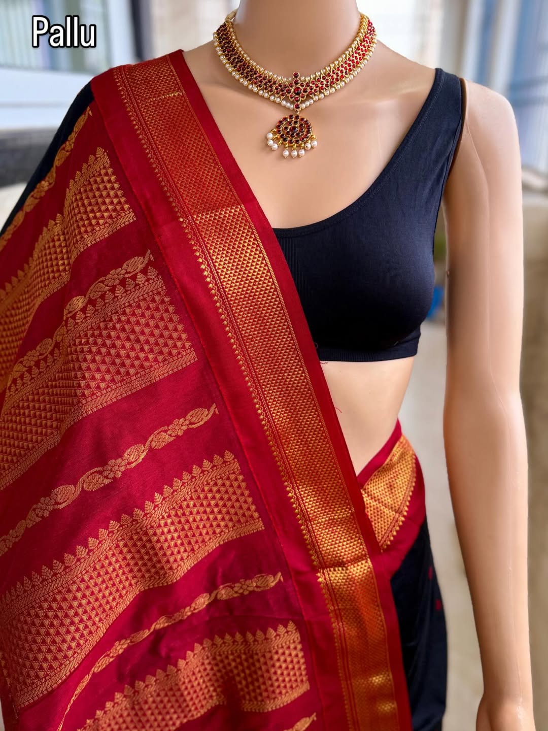 BLACK FULL BUTTA COTTON SILK SAREE COMES WITH RED BORDER