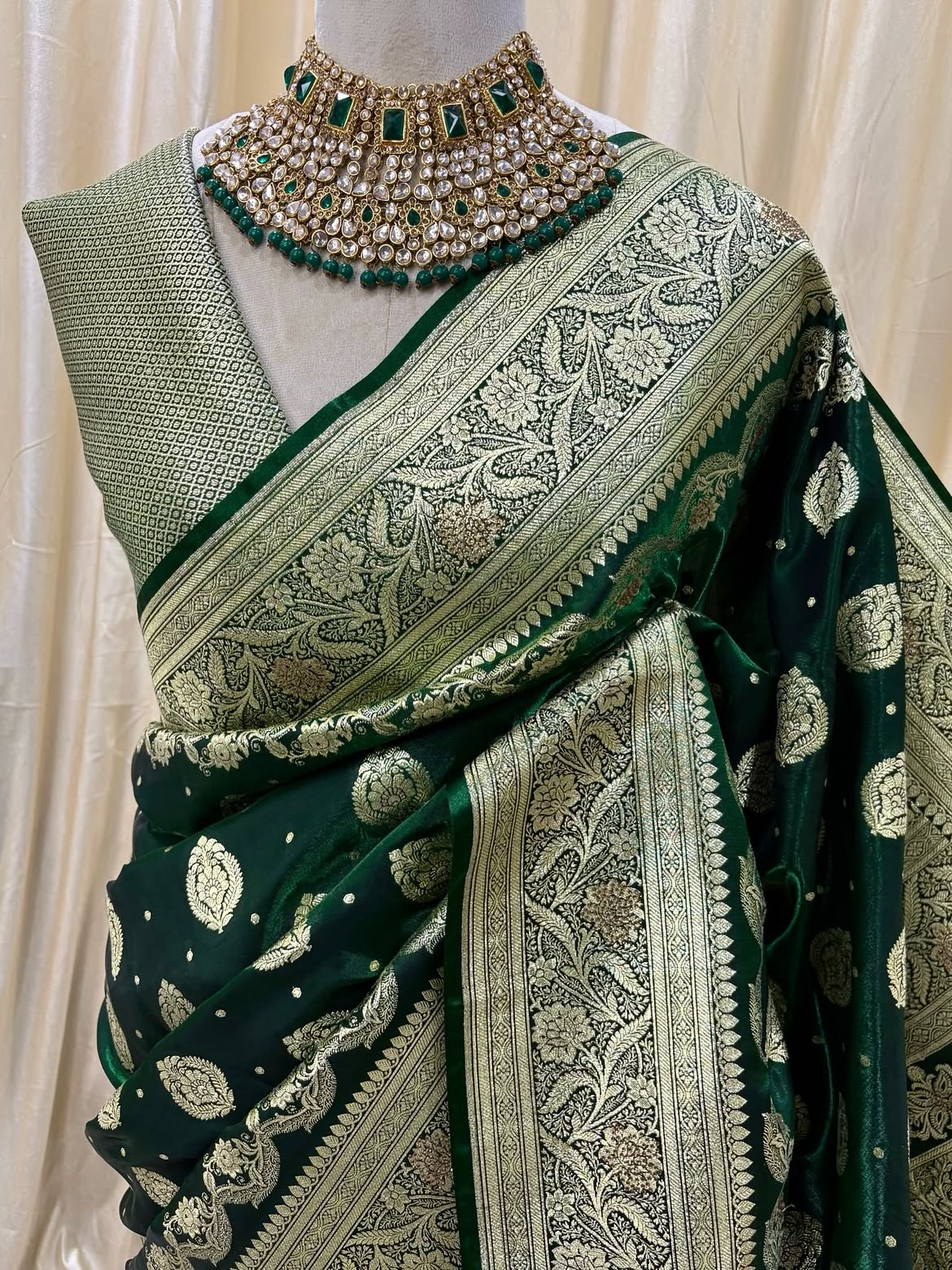 BOTTLE GREEN BANARAS SILK SAREE WITH GOLDEN ZARI WITH ARIC PALLU