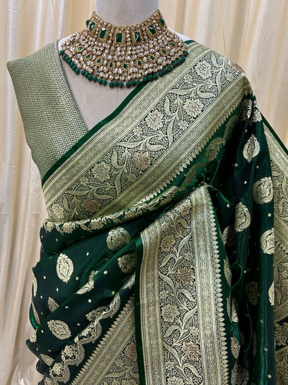 BOTTLE GREEN BANARAS SILK SAREE WITH GOLDEN ZARI WITH ARIC PALLU