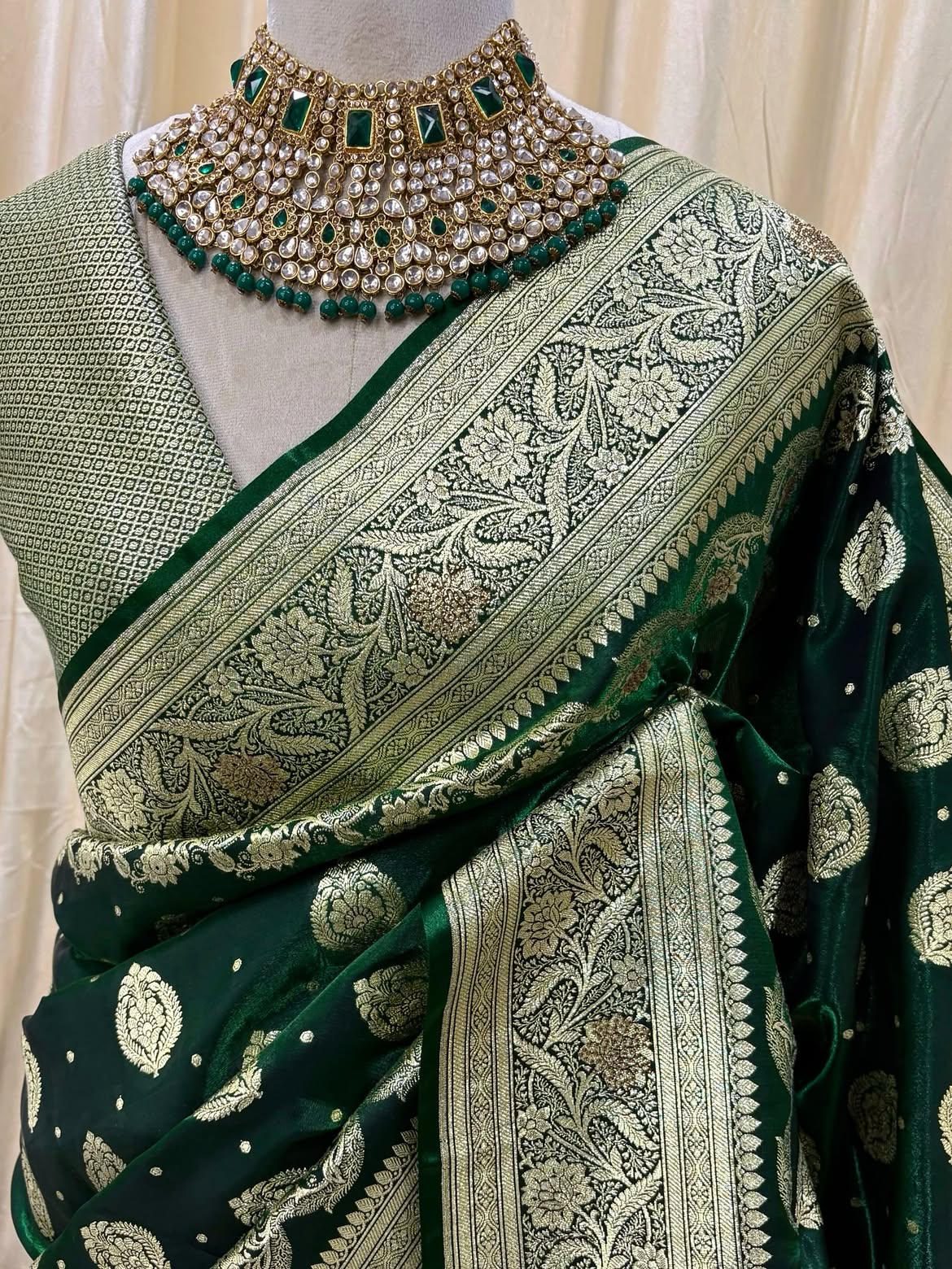 BOTTLE GREEN BANARAS SILK SAREE WITH GOLDEN ZARI WITH ARIC PALLU
