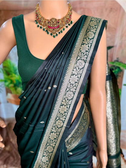 BOTTLE GREEN TRADITIONAL ART SILK SAREE COMES WITH CONTRAST ZARI BORDER