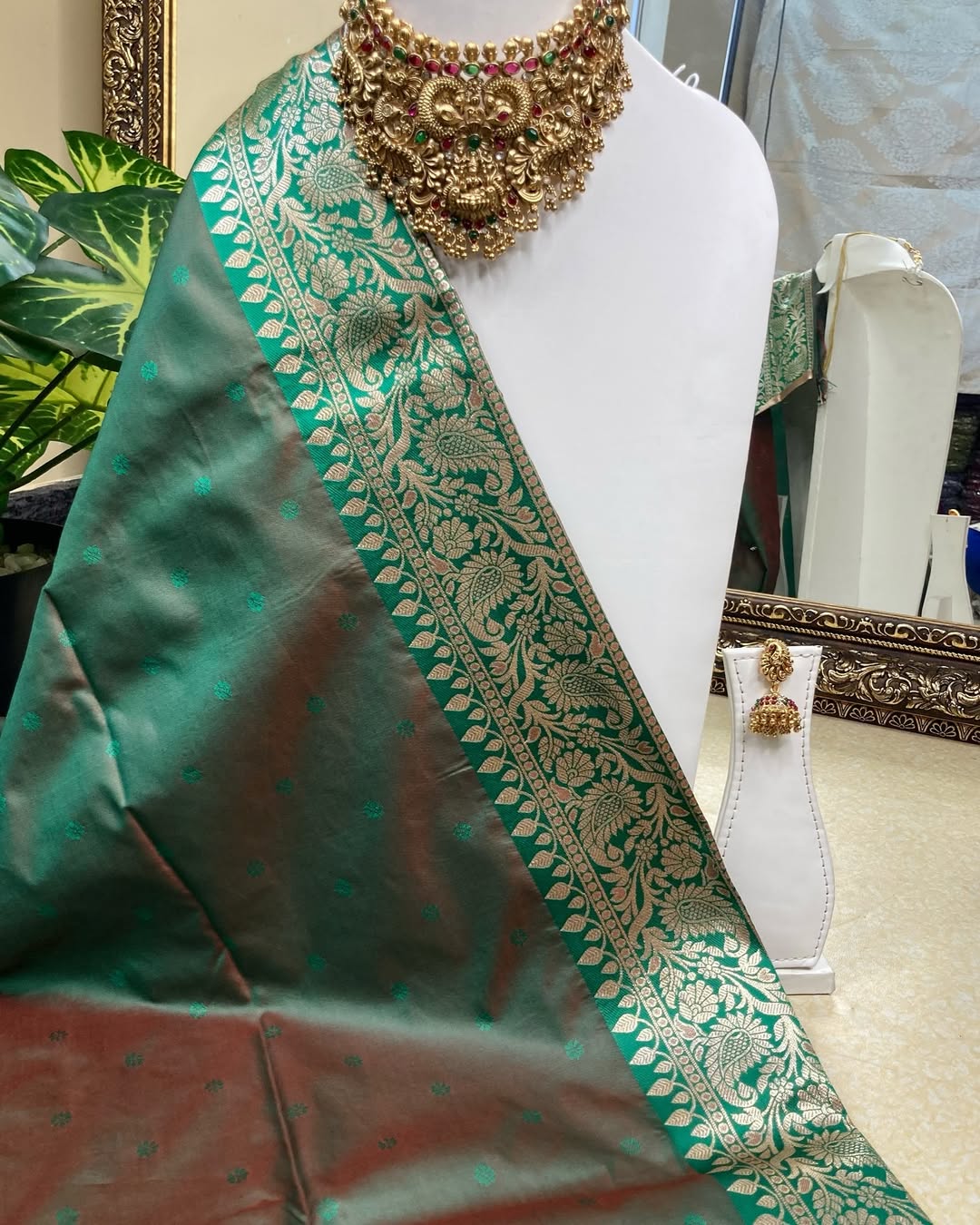 RED ART SILK SAREE WITH GREEN BORDER